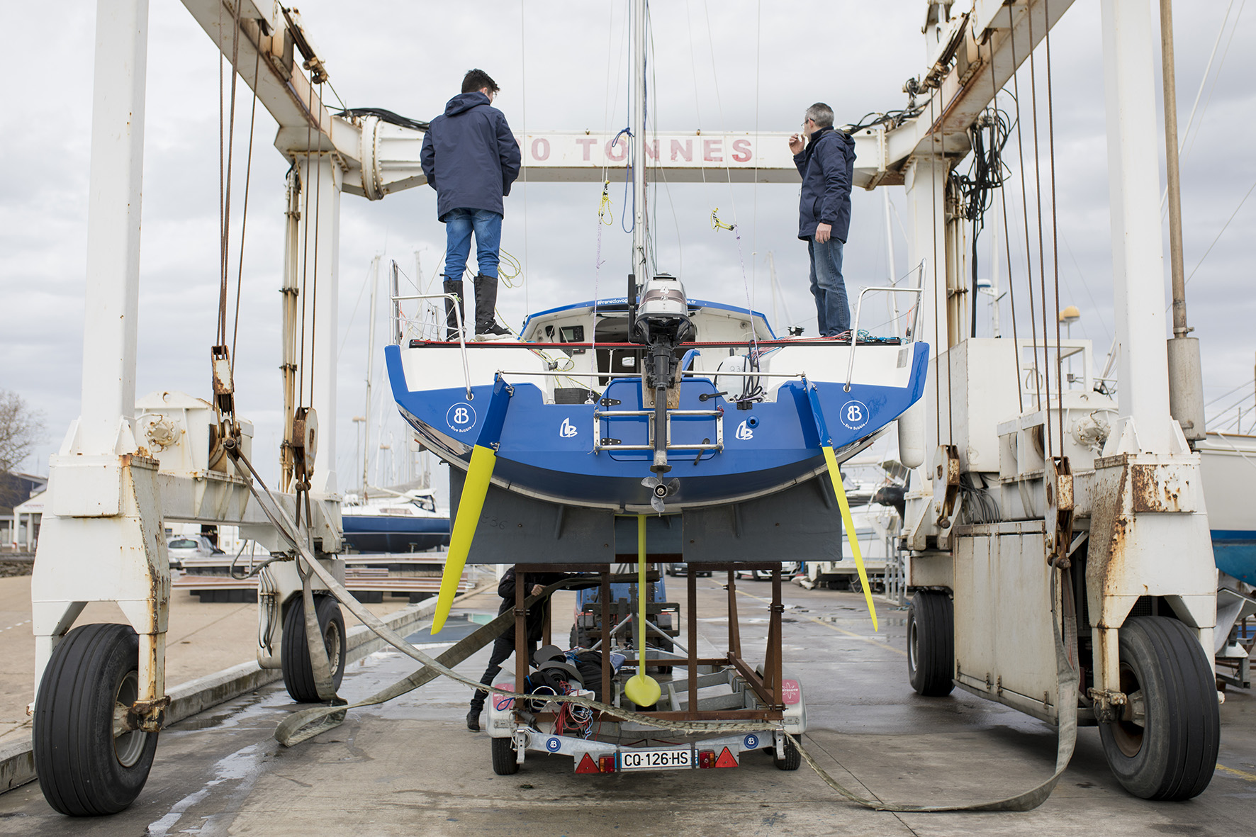 blue-bubble-boat